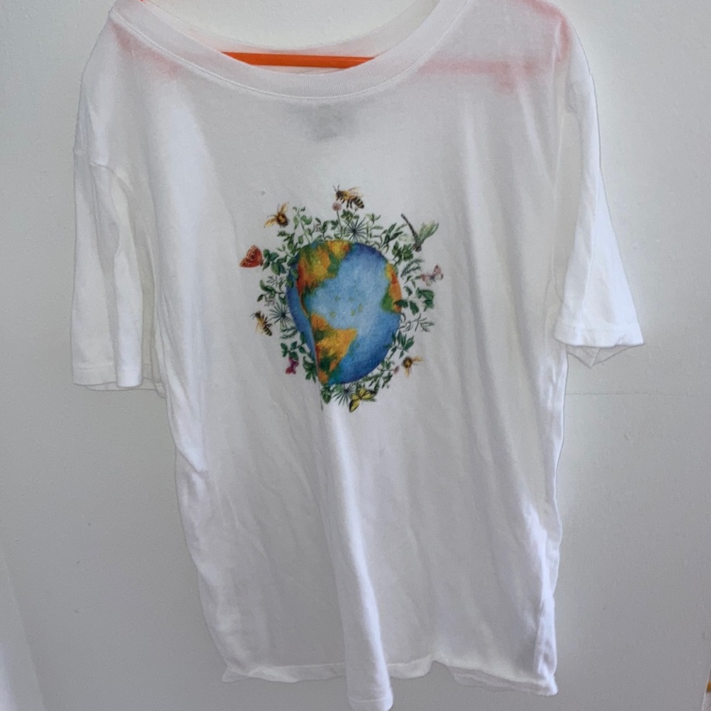 Forever 21 with purpose earth world shirt. Size 13/14 girls
